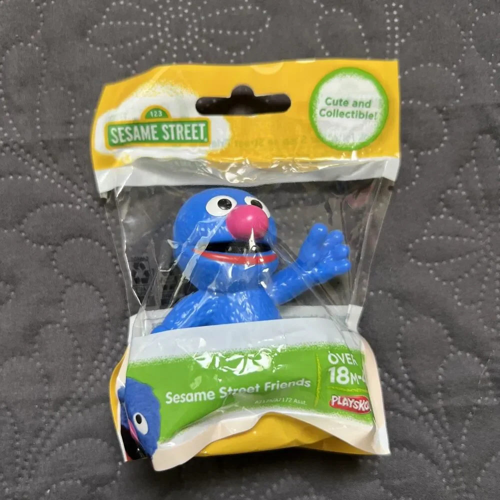 Sesame Street Lot Of 4 Figures Elmo Oscar Cookie Monster 2013 Hasbro Cake Topper
